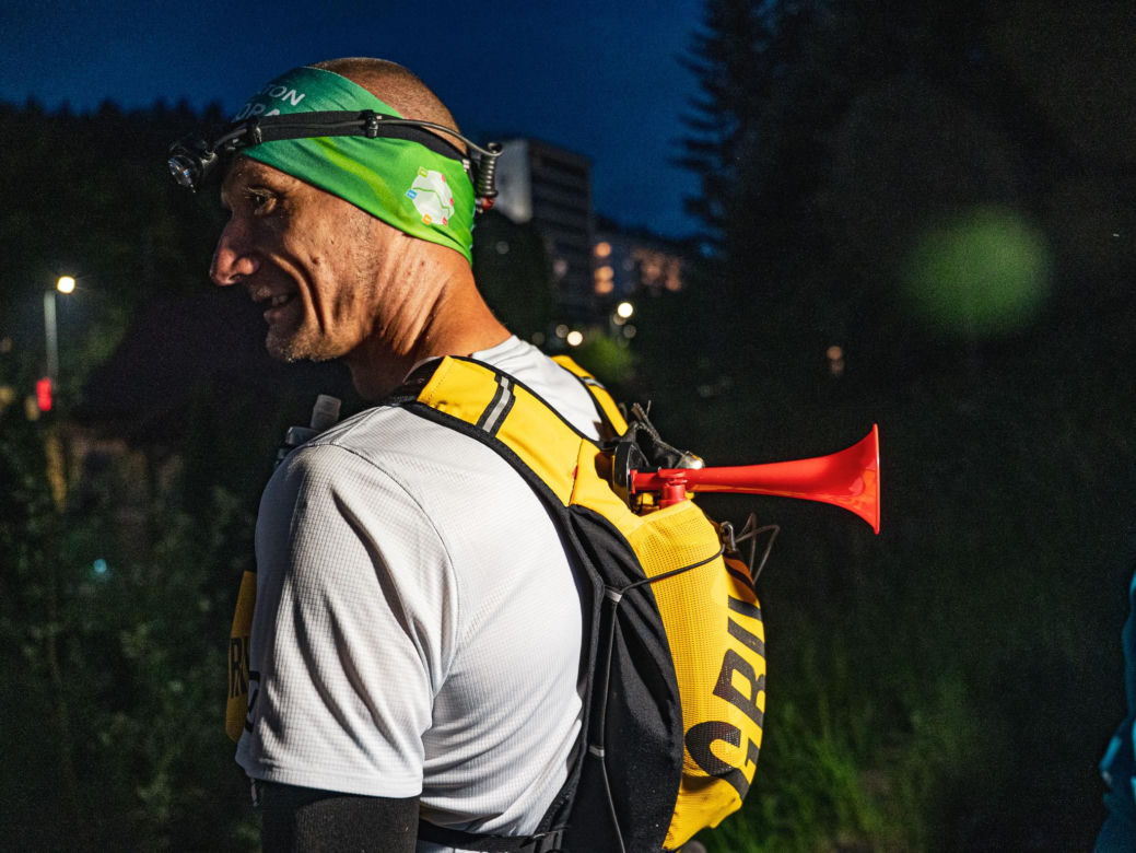 Kuba Orłów chce przebiec 1100 km górskimi szlakami