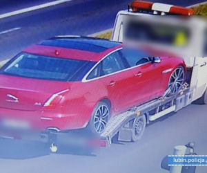 Ukradli Jaguara XJ i szybko go pocięli