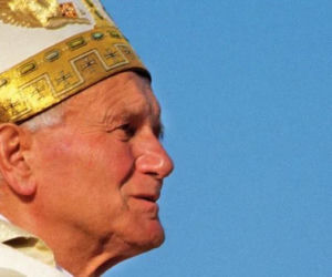 Marcin Gutowski: Nazywano mnie zabójcą papieża. Dziennikarz TVN24 ujawnia kulisy