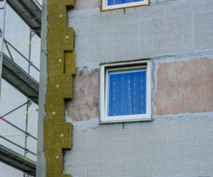 Docieplanie domu już ocieplonego – wymagania techniczne i rozwiązania