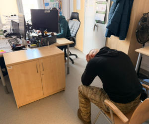 Łysy złodziej zniszczył luksusowe włosy za 800 tys. złotych! Włamanie do salonu w Wilanowie