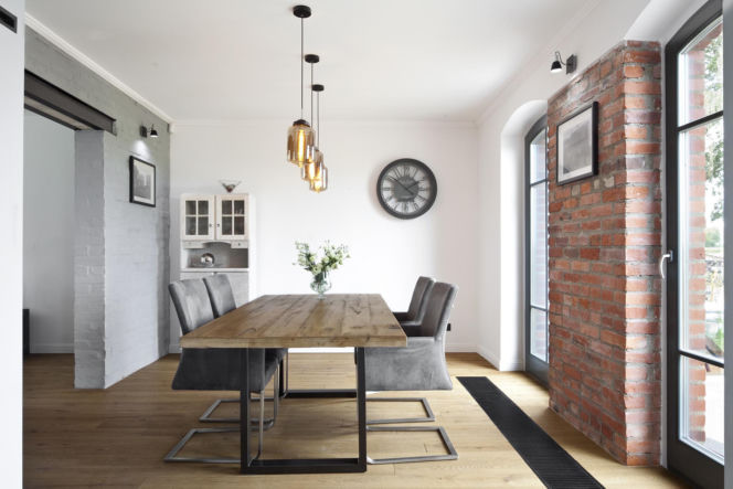 Przebudowa domu z czerwonej cegły