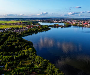 Co za widoki! Mazurskie miasteczko wygląda jak egzotyczny kurort [ZDJĘCIA]