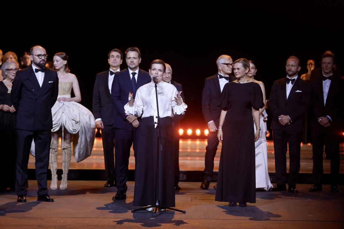 Nowacka, Cienkowska i Trzaskowski obejrzeli "Lalkę". Premiera w Teatrze Wielkim