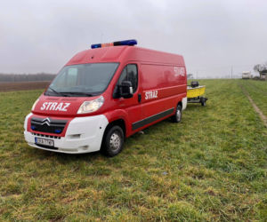 Wiewiórów: Zwłoki 46-letniej kobiety w przydomowym stawie! Co się tam wydarzyło? 