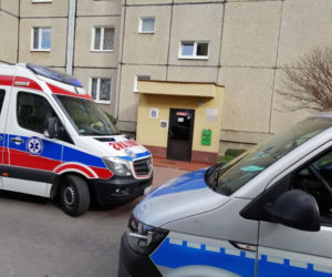 Złamał zasady kwarantanny i ugodził syna nożem