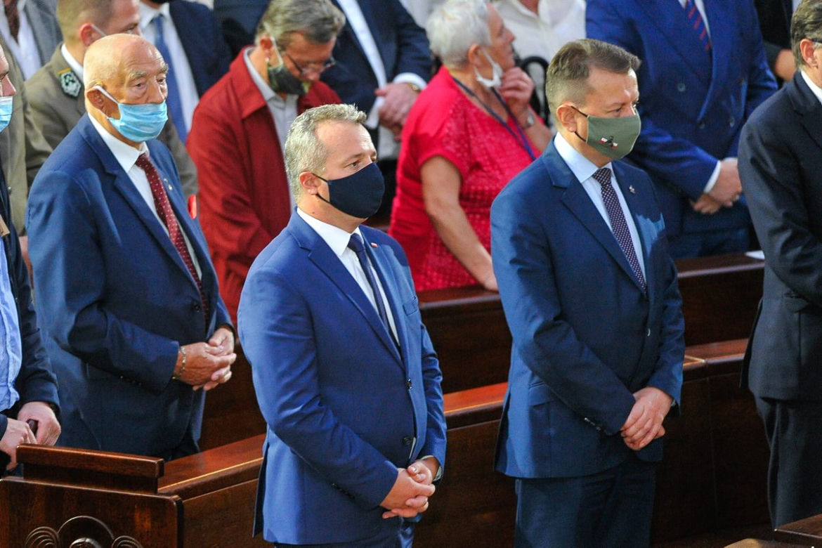 Ukłony dla Rydzyka, uśmiech dla Kaczyńskiego