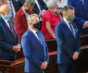 Ukłony dla Rydzyka, uśmiech dla Kaczyńskiego