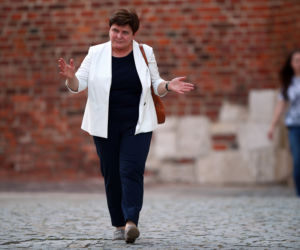 Beata Szydło wywołała burzę podczas meczu Szwecja - Polska. Nagle wspomniała o 500 plus