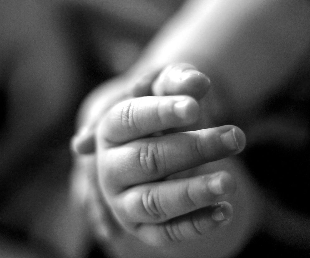 Kielce. 13-latka urodziła martwe dziecko! Policja sprawdza, kto jest ojcem