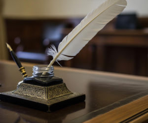 Hanna Suchocka pierwszą premier III RP. Co zadecydowało o upadku jej rządu?