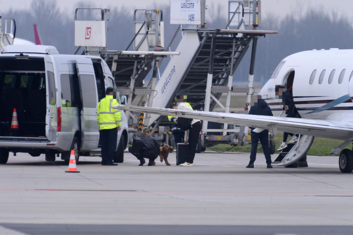 Lewandowscy przylecieli do Polski na święta