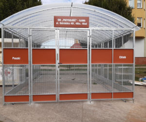 Nowe wiaty na śmietniki SM Przyszłość w Iławie