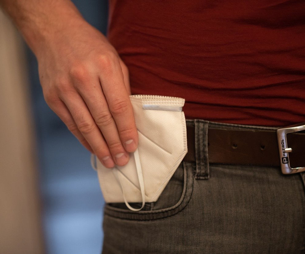 Maseczka, koronawirus