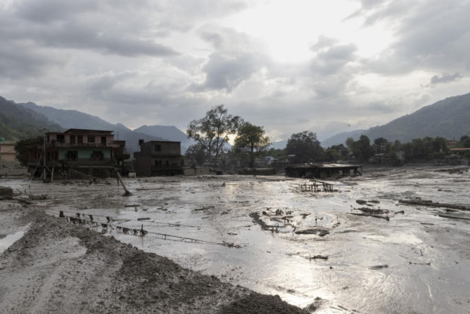 Katastrofa w Nepalu. Setki osób zaginęły, wśród nich zagraniczni turyści