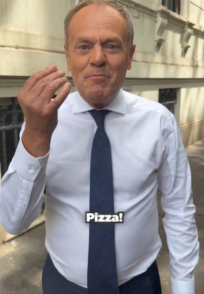 Premier Tusk skoczył na włoską pizzę! "Pizza for Donald!"