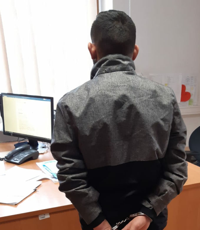 Pech młodego cudzoziemca. Na kradzieży przyłapał go policjant po służbie