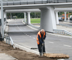 Papiery blokują Trasę Świętokrzyską!