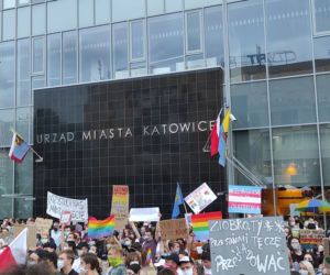 Kolorowy tłum manifestował w Katowicach. Wszystkich nas nie zamkniecie [ZDJĘCIA]