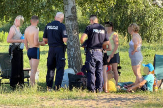 6-latka pod wodą pod Otwockiem