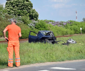 Wypadek na przejeździe kolejowym w Stobnie