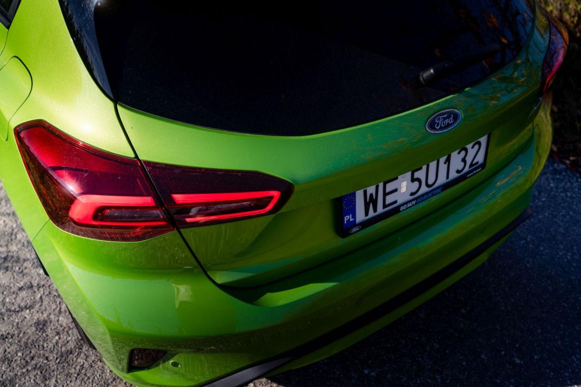 Ford Focus ST X 2.3 EcoBoost 280 KM M6