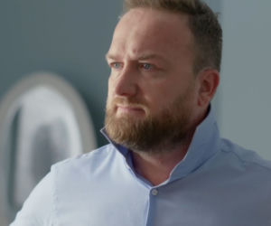 Przyjaciółki 18 sezon odc. 213. Paweł (Bartek Kasprzykowski)