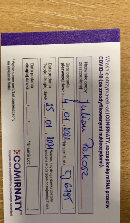 Pierwsi opolanie już zaszczepieni! Zaczipowani i uśmiechnięci? [ZDJĘCIA]