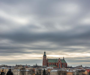 Chełm pod kołdrą chmur. Czy grudzień jeszcze nas zaskoczy 15.12.2025?