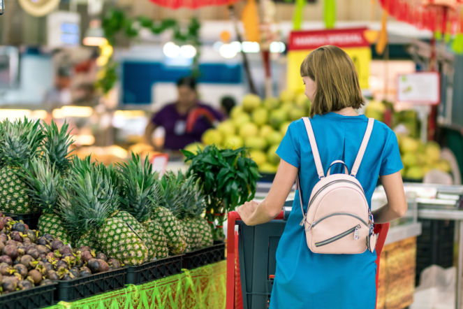 Niedzielne zakupy wrócą? Eksperci wyliczyli, ile gospodarka traci na zakazie 