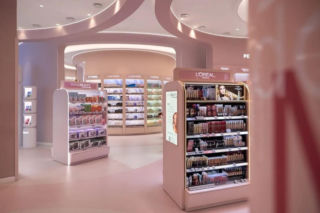 Oszczędność czasu w wersji premium. Model „One-Stop-Shop” w Skin & Beauty by Super-Pharm zmienia nawyki zakupowe Polek