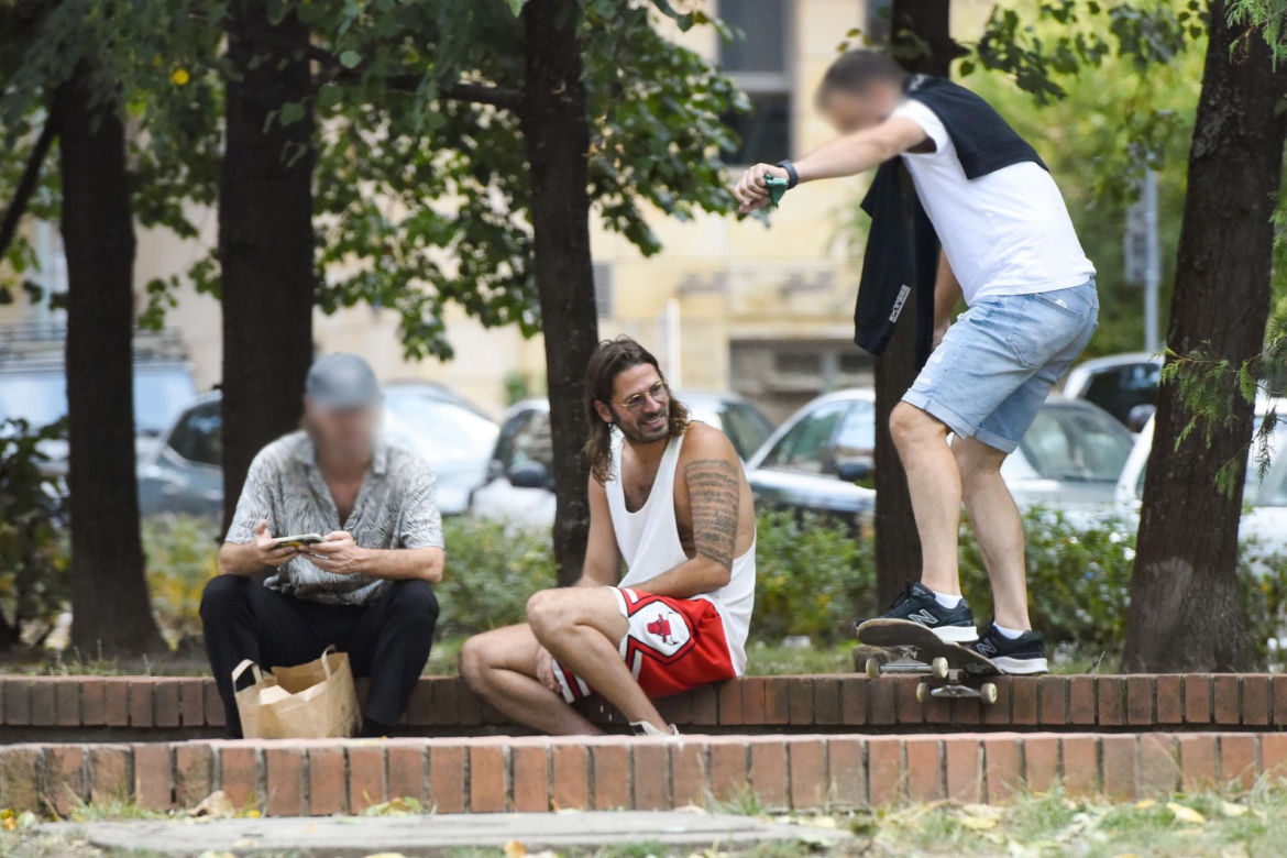 Radzimir Dębski umówił się ze znajomymi na burgera