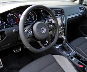 Volkswagen Golf R 2.0 TSI 300 KM
