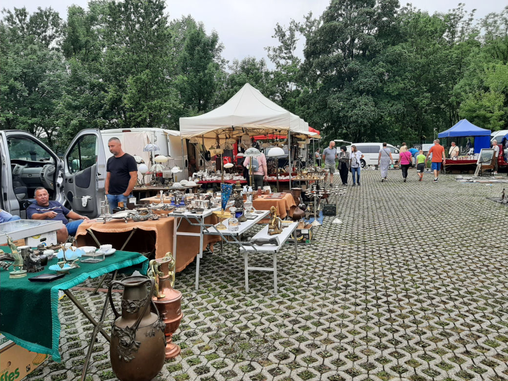 Na Bytomskim Jarmarku Staroci można kupić prawdziwe perełki