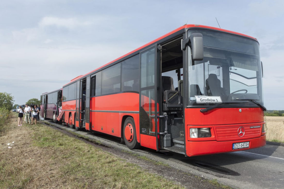 Dramatyczne zderzenie autokarów na Dolnym Śląsku