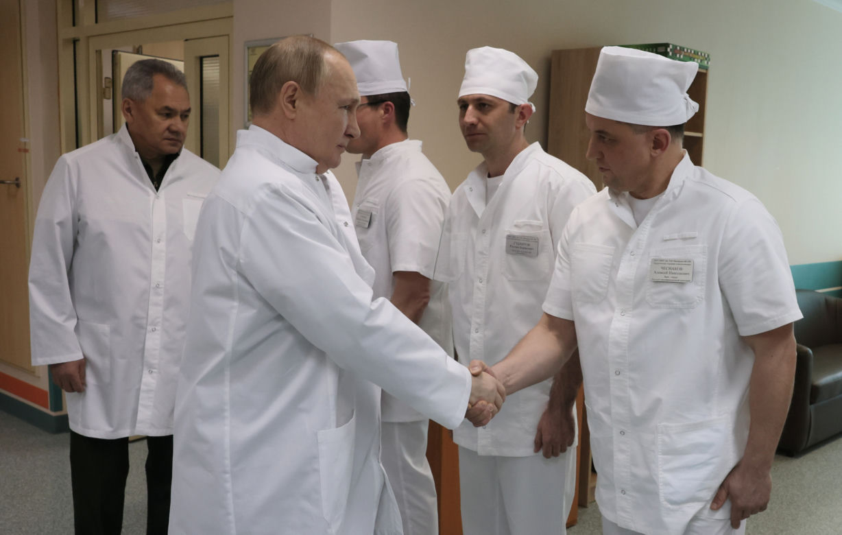 Władimir Putin w szpitalu! Kreml ujawnia zdjęcia