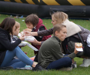 Festiwal Food Trucków 2021. Restauracje na kółkach zaparkowały na Wyspie Młyńskiej