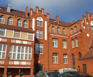 Koronawirus w Polsce. Wielkie namioty stanęły przed bydgoskimi szpitalami