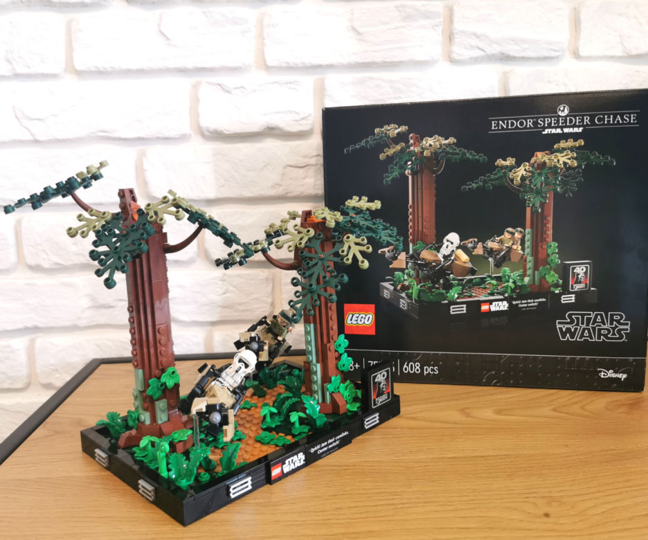 LEGO diorama Star Wars