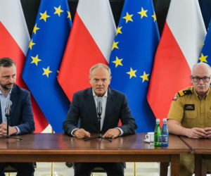Donald Tusk na miejscu wybuchy na Lubelszczyźnie