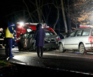 Tragiczny wypadek pod Kołbaczem. Zderzyły się trzy samochody. Nie żyje starsza kobieta