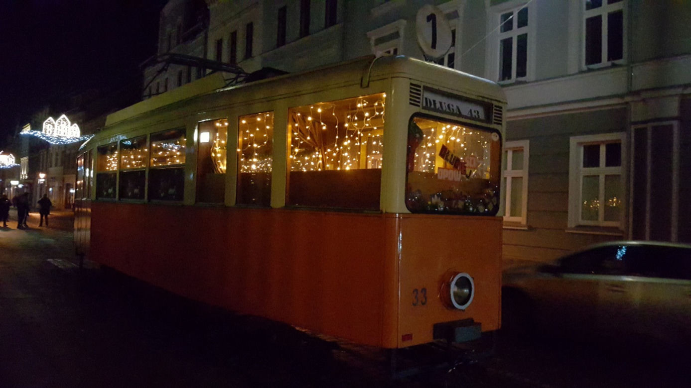 Bydgoszcz w świątecznej odsłonie zachwyca! Tu jest MAGICZNIE! [ZDJĘCIA]