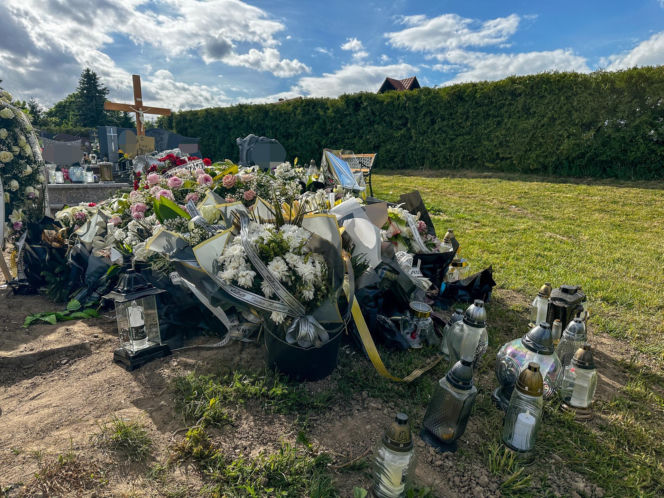 Zabił matkę młotem budowlanym? Wieś wciąż pyta: „Co tam się stało?”
