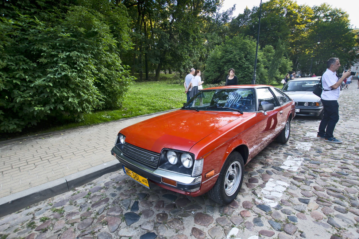 Klasyczne auta na spotkaniu Youngtimer Warsaw
