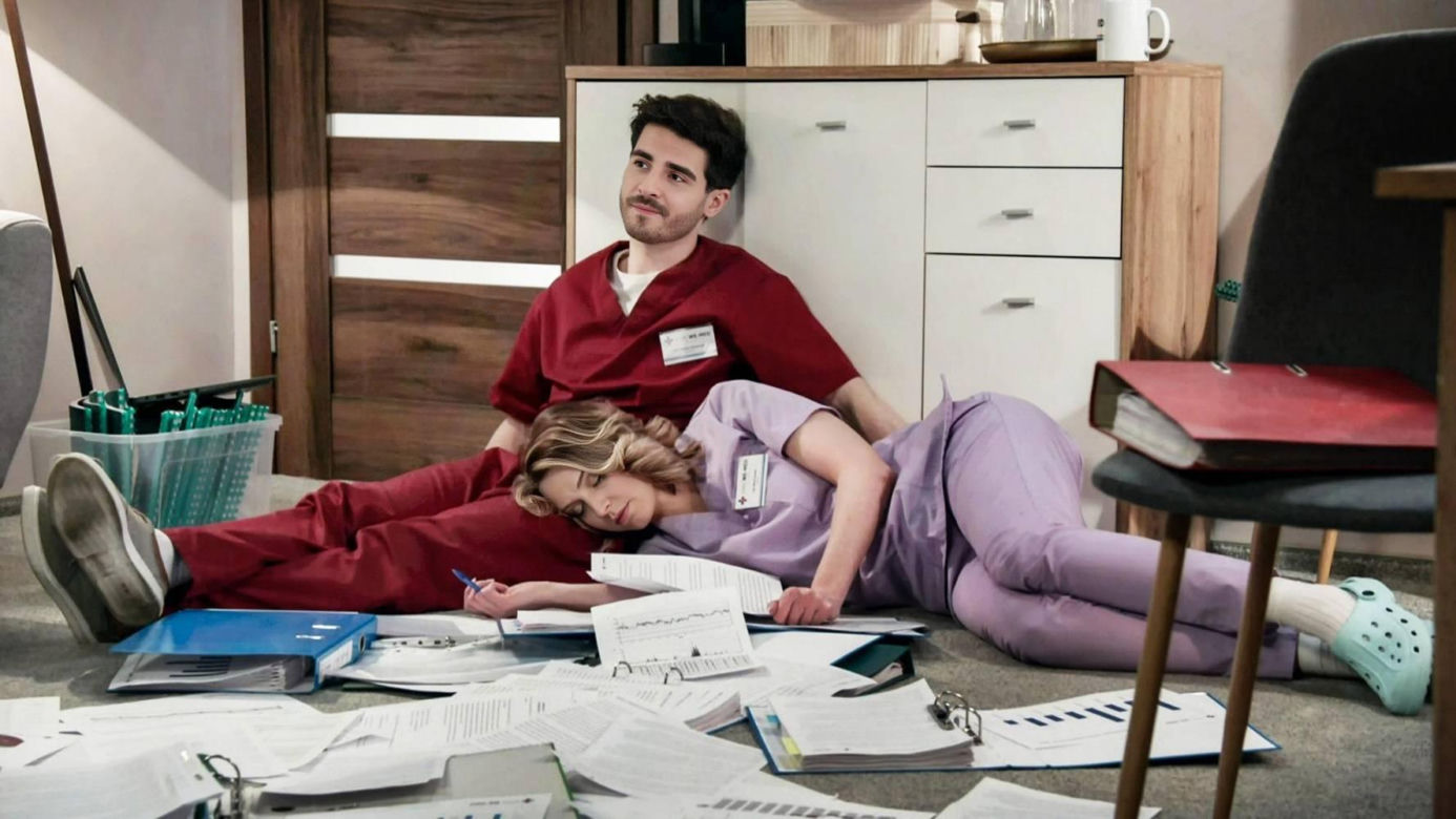 Pierwsza miłość odc. 4017. Kacper (Damian Kulec), Maja (Julia Kamińska)