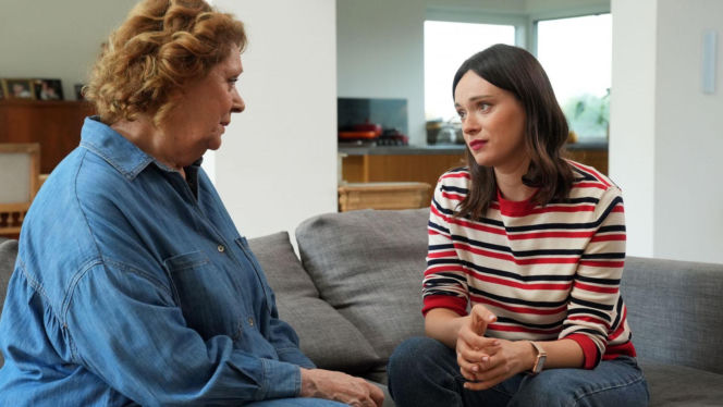 Barwy szczęścia odc. 3328. Natalia (Maria Dejmek), Józefina Rawiczowa (Elżbieta Jarosik)