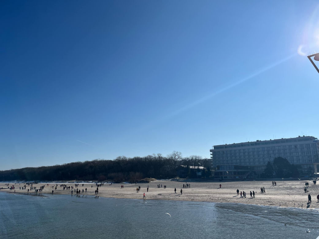Plaża w Kołobrzegu zimą