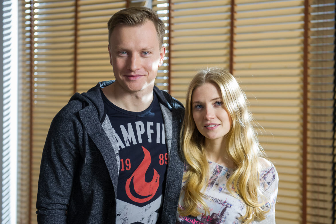 Na Wspólnej odcinek 2237. Elżbieta (Paulina Chapko), Igor (Kuba Wesołowski)