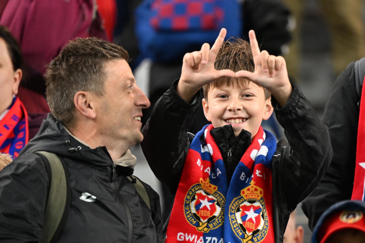 Wisła Kraków - Jagiellonia Białystok; Zdjęcia kibiców i zawodników z meczu 8. kolejki PKO BP Ekstraklasy