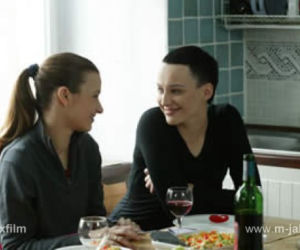 M jak MIŁOŚĆ. Małgosia Chodakowska (Joanna Koroniewska), Iza (Maja Hirsch)